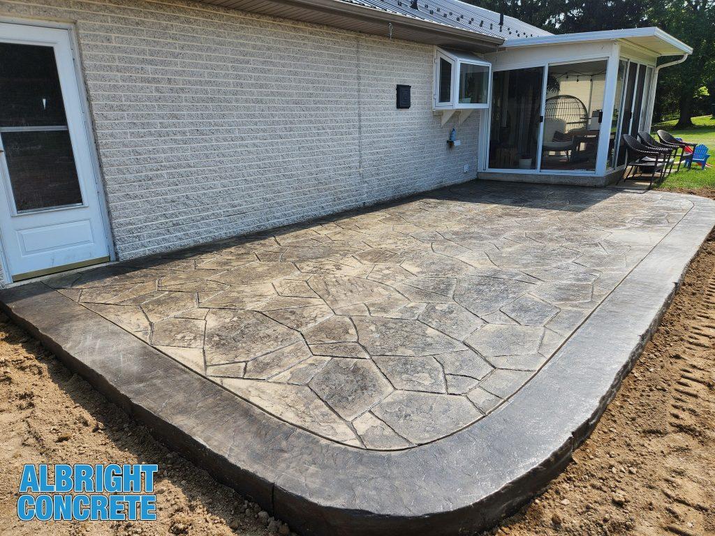 Flagstone With Medium Grey Release